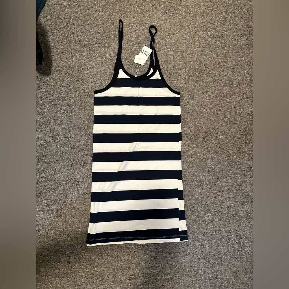 Zara Black and White Sleeveless Top